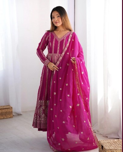 Stylish Anarkali Kurti Set 3 Piece